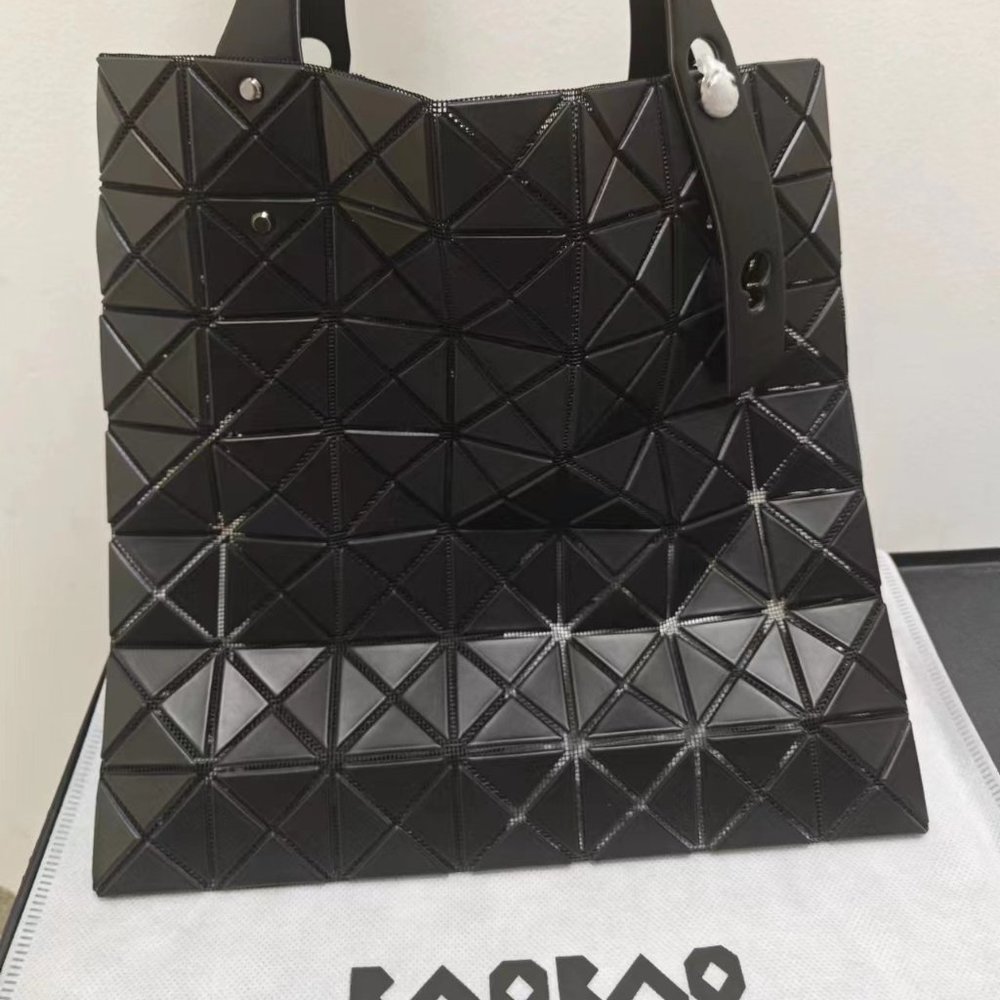 NWT Bao Bao Issey Miyake Lucent Blcak&Gray Tote Bag